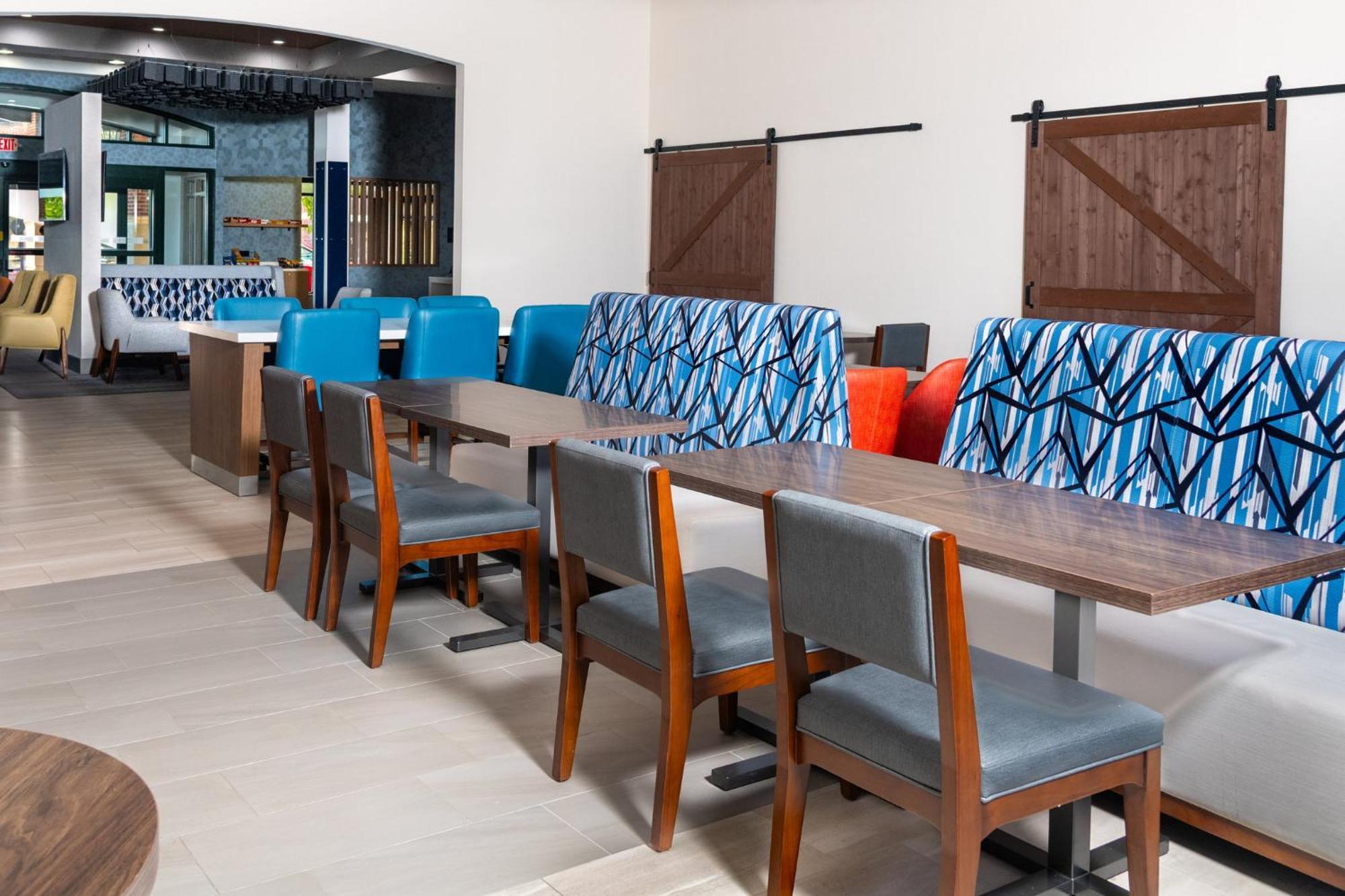 Holiday Inn Express Hotel & Suites Pittsburgh-South Side By Ihg Dış mekan fotoğraf