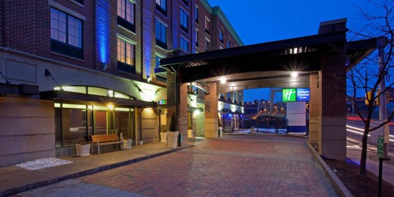Holiday Inn Express Hotel & Suites Pittsburgh-South Side By Ihg Dış mekan fotoğraf
